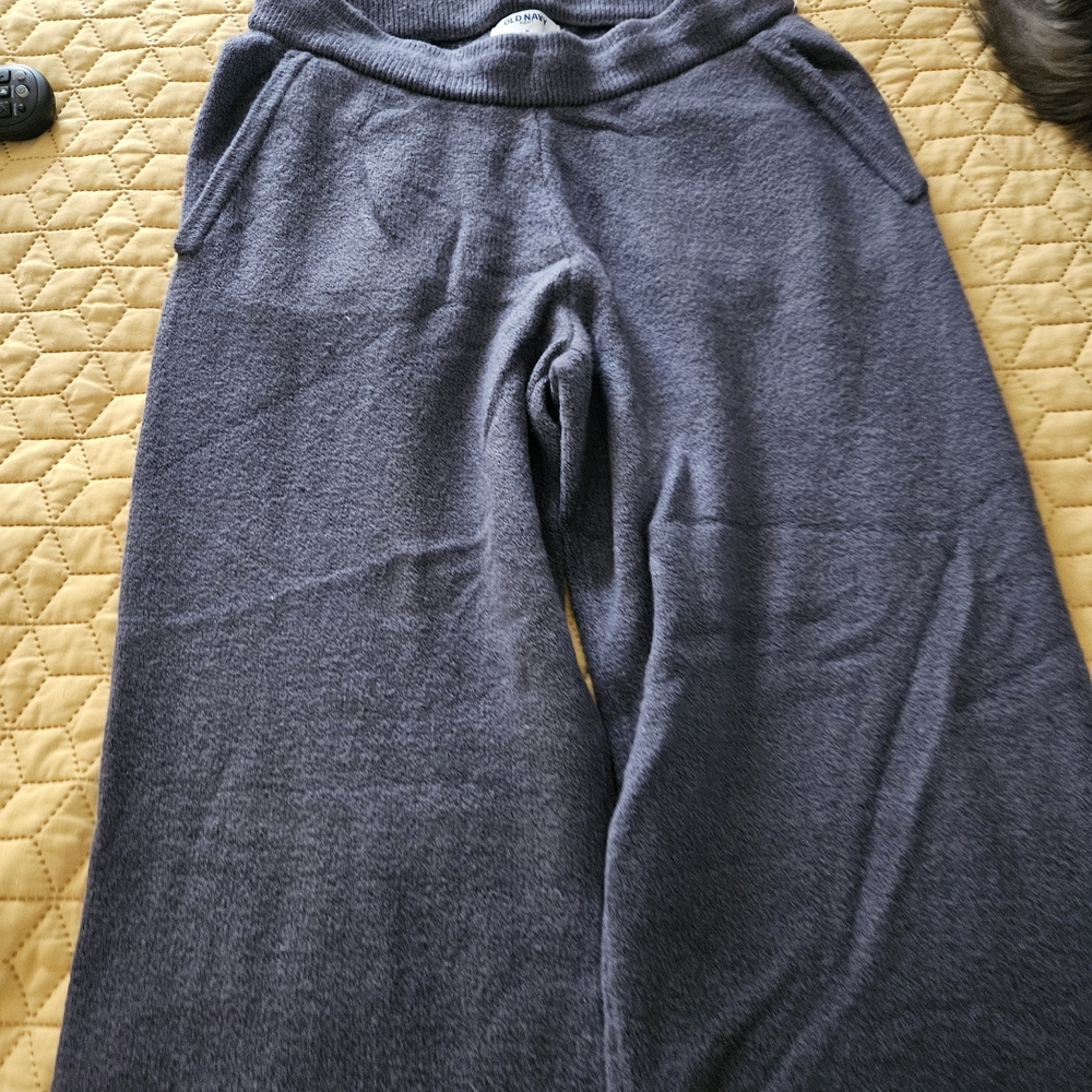 Old Navy Women's Dark Gray Wide-Leg Sweater Pants